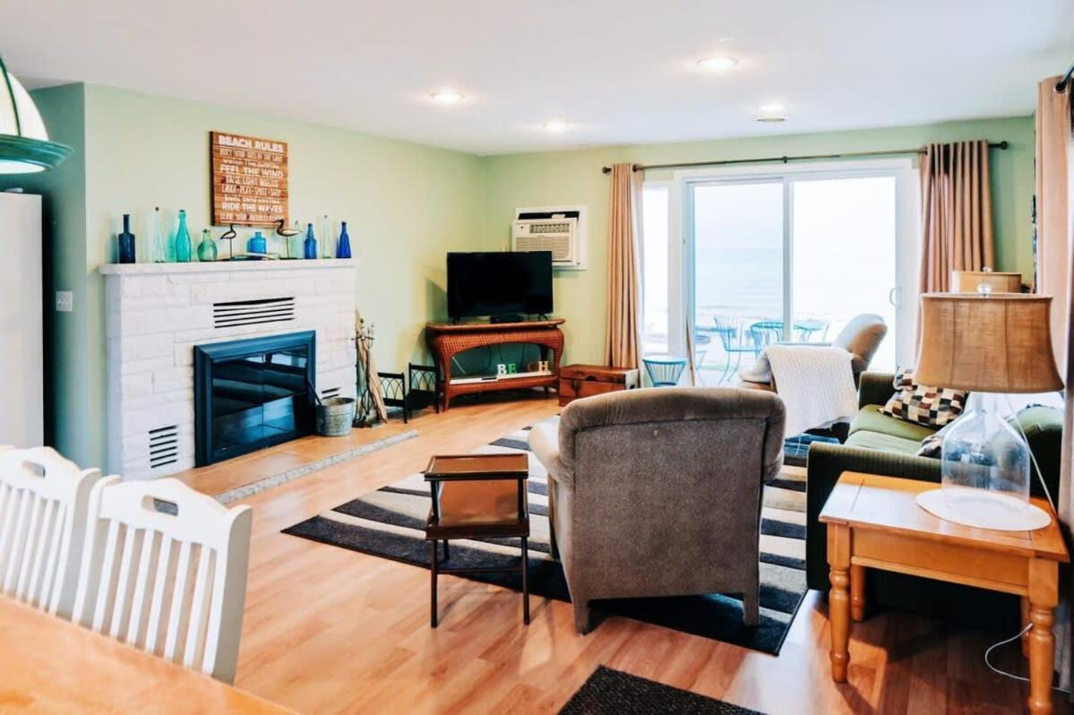 Beach Club Of Oscoda - The Lakeshore Cottage Екстериор снимка