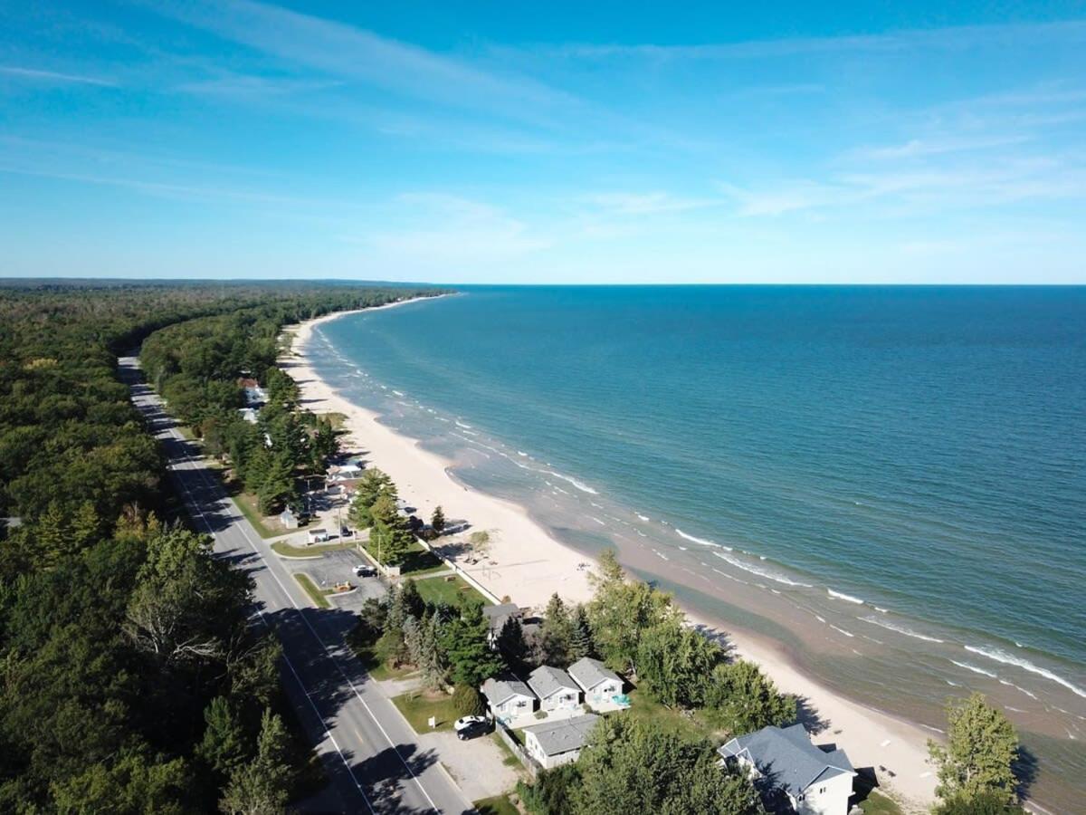 Beach Club Of Oscoda - The Lakeshore Cottage Екстериор снимка